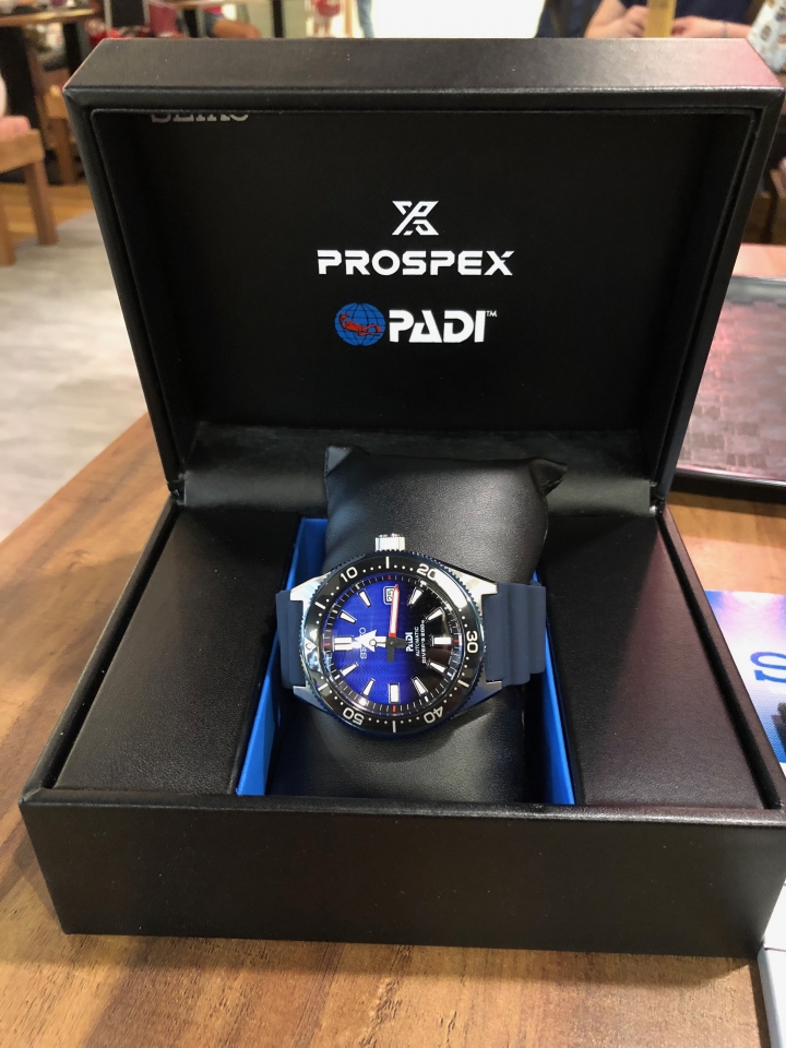 開箱 SEIKO 精工 Prospex PADI 潛水機械錶 SPB071J1