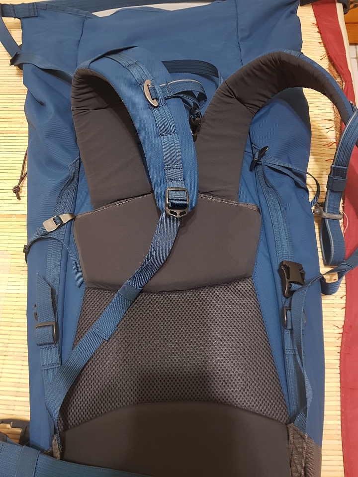 攀山鼠Ratatosk 30L 背包