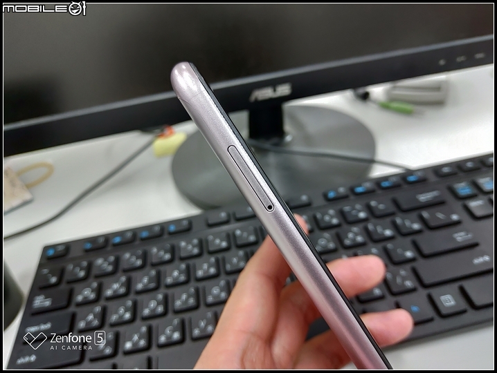 喝了蠻牛的 ZenFone Max Pro 3GB/32GB - 超續航小開箱 (ZB602KL)
