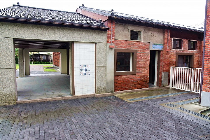 高雄大樹區九曲堂泰芳鳳梨罐頭工場