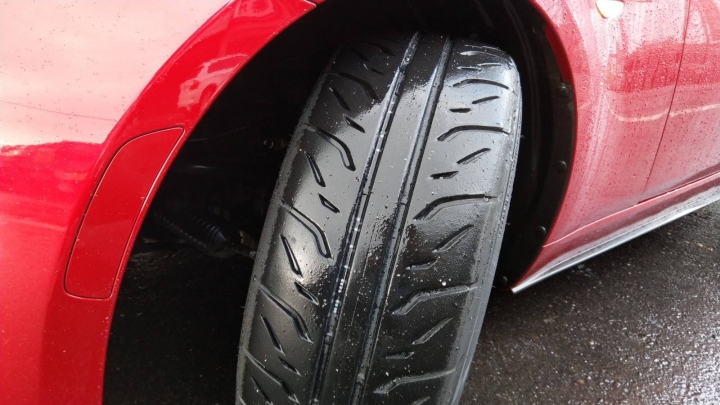MX-5山道對比測試性能熱熔胎Bridgestone RE71R vs Dunlop Z3