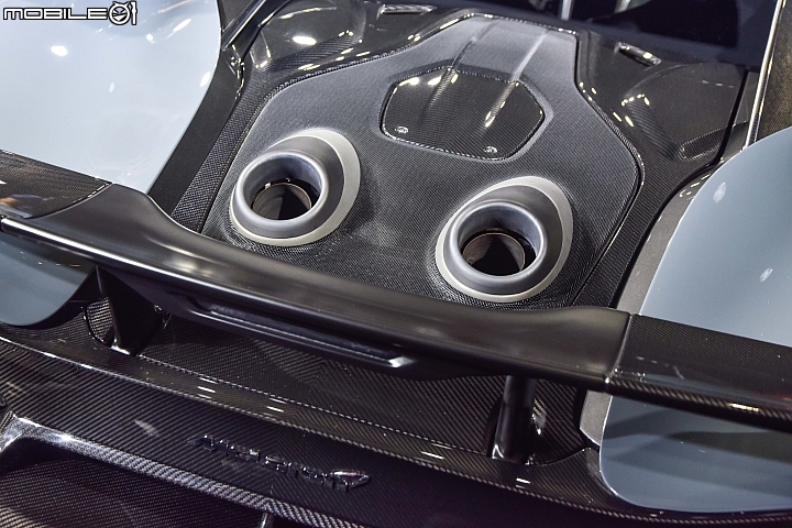 McLaren 600LT雙出排氣管設計於尾翼前方,,,高亢聲浪是必須表現 McLaren 600LT雙出排氣管設計於尾翼前方,,,高亢聲浪是必須表現