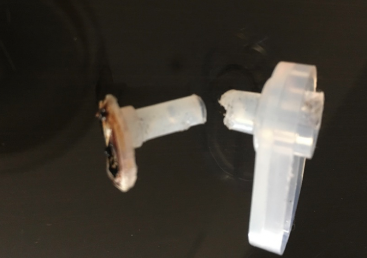 日立水波爐 MRO-RS8 微波時快爆炸的怪聲