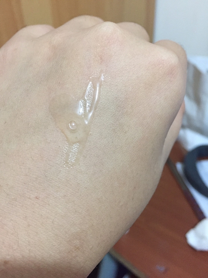BEVY C. 妝前保濕精華 心得