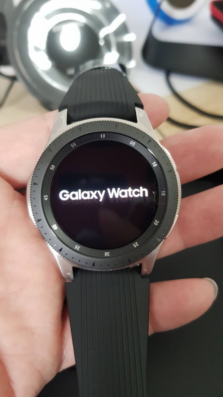 我的第一支智慧手錶 galaxy watch 開箱(韓版) 20樓 新增電池續航