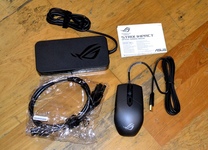 行動電競的利器 ASUS ROG GU501GM 筆記型電腦 開箱測試分享