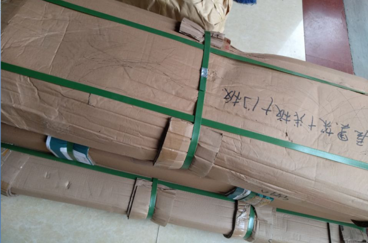 大陸掏寶海運辦公桌和展櫃分享