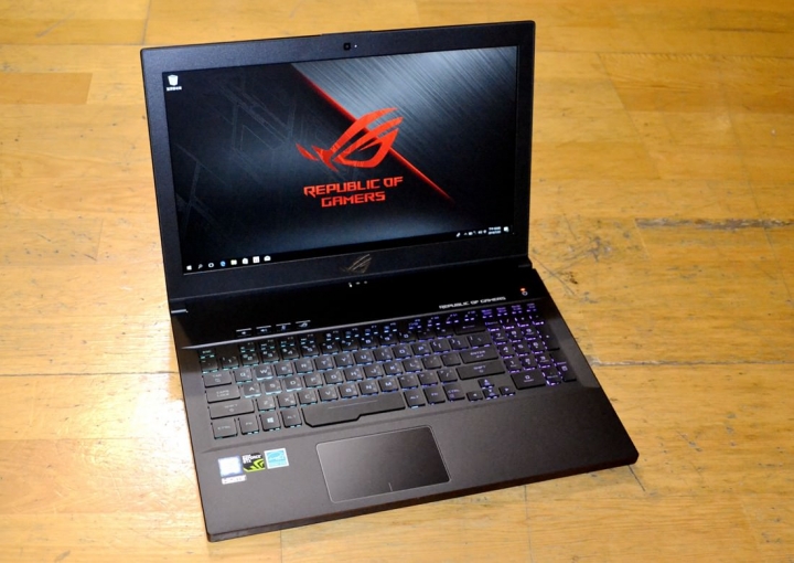 行動電競的利器 ASUS ROG GU501GM 筆記型電腦 開箱測試分享