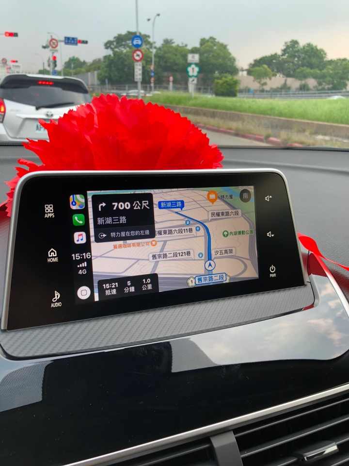 日蝕 傳奇躍進版 開箱 終於名下有台百萬好車 acc carpaly有厲害到