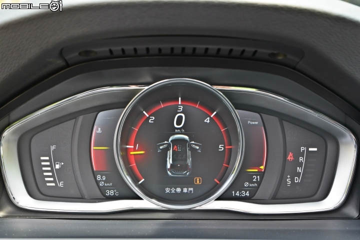 【AJ今天不開箱】來聊聊VOLVO給我的感覺吧-V60 CC