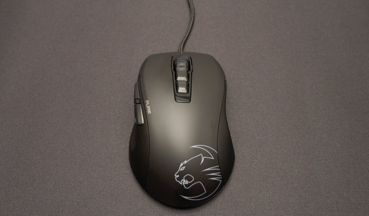 睽違已久的改款 Roccat Kone Pure Owl-Eye 簡單開箱