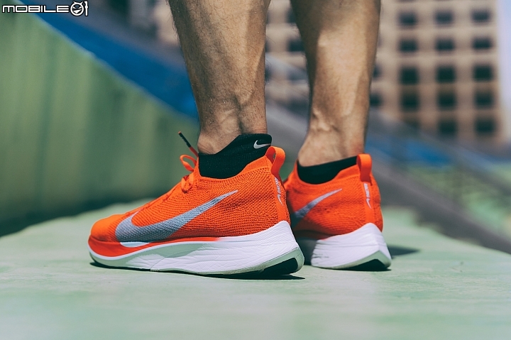 疾速再升級！Nike年度旗艦跑鞋雙登場 Zoom Vaporfly 4% Flyknit與Zoom Fly Flyknit實穿分享