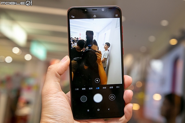 小米Pocophone F1 9/15開賣 外觀樸實，S845內在卻只要10,999！