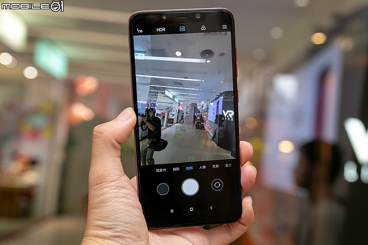 小米Pocophone F1 9/15開賣 外觀樸實,S845內在卻只要10,999!