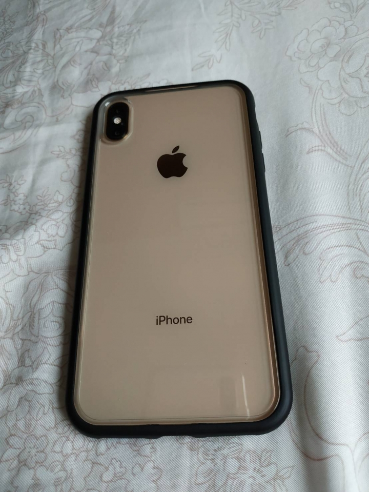 iPhone XS MAX 金色開箱
