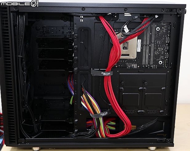 質感美型 Fractal Design R6 Black TG 靜音機殼王者開箱