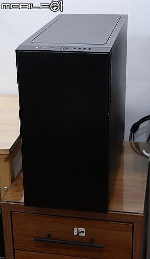 質感美型 Fractal Design R6 Black TG 靜音機殼王者開箱