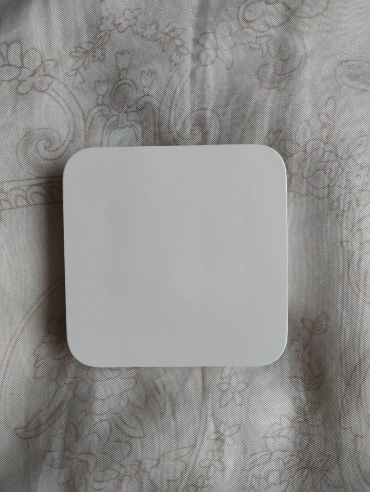 iPhone XS MAX 金色開箱