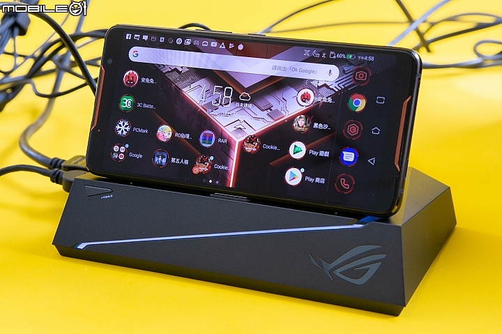 跳脱行動電競思維!華碩ROG Phone全套配件體驗