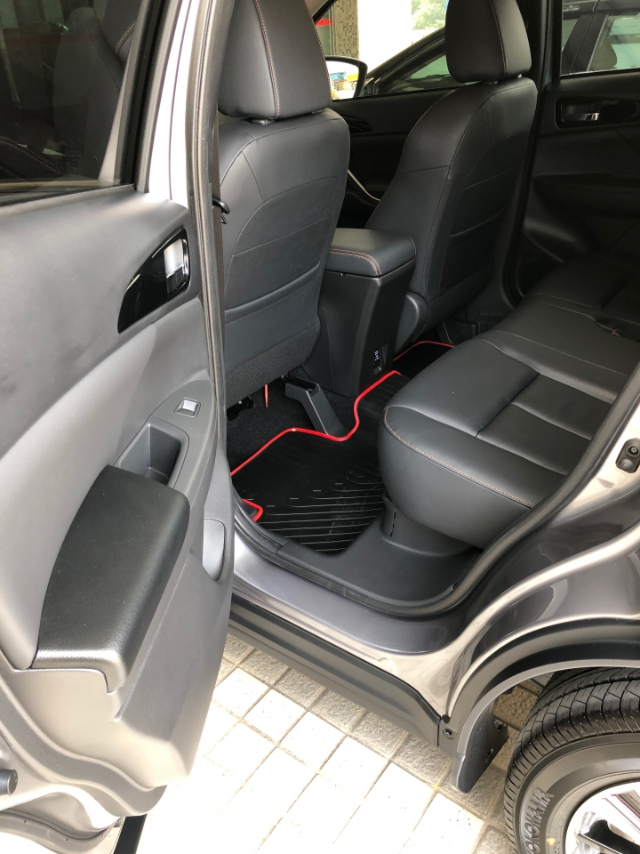 日蝕 傳奇躍進版 開箱 終於名下有台百萬好車 acc carpaly有厲害到