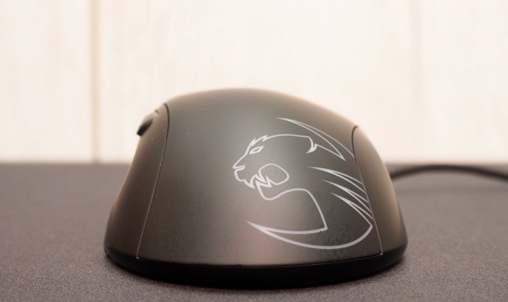 睽違已久的改款 Roccat Kone Pure Owl-Eye 簡單開箱