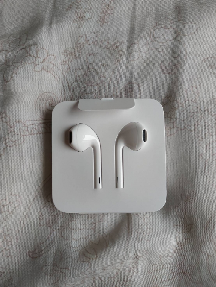 iPhone XS MAX 金色開箱