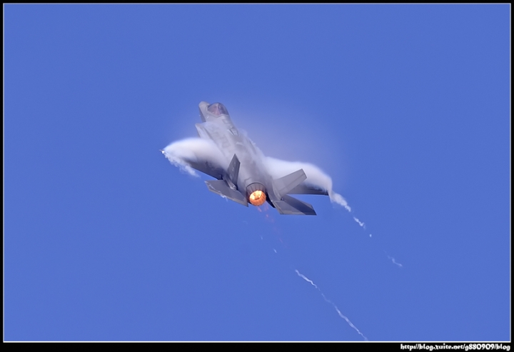 馬赫圈旅行 與 空中刺青 航展