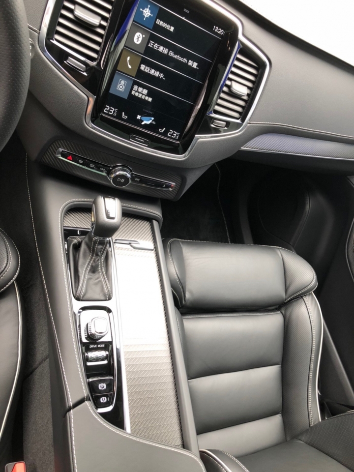 XC90 T5R試乘 跑車座椅或是通風座椅 煩請給建議