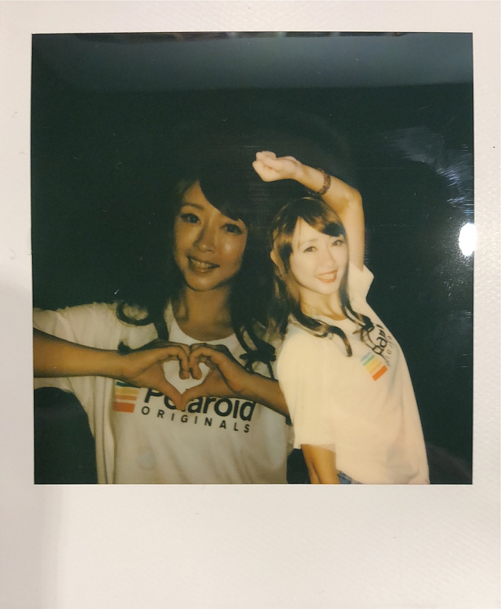 Polaroid OneStep+ 用App裡面的Scan功能拍攝出來的實拍照片。 Polaroid OneStep+ 用App裡面的Scan功能拍攝出來的實拍照片。