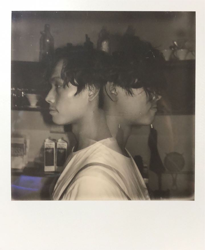 Polaroid OneStep+ 用App裡面的Scan功能拍攝出來的實拍照片-現場試用雙重曝光的成果。 Polaroid OneStep+ 用App裡面的Scan功能拍攝出來的實拍照片-現場試用雙重曝光的成果。