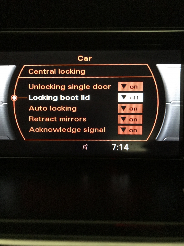 【DIY】B8.5 A4 Y2013, CarPlay+倒車攝影+觸控螢幕