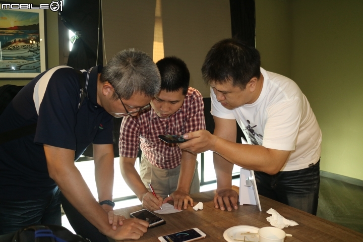 亞太電信魔速方塊2.0....台北場昇速有感體驗會