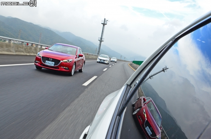 進口中型掀背車誰與爭鋒!Auris/Mazda3/Golf/Ioniq集體評比與330公里油耗實測