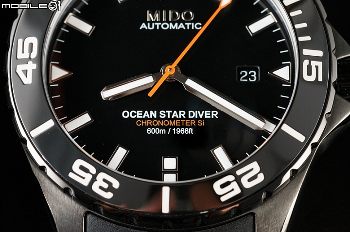 難掩帥氣光芒！MIDO Ocean Star Diver 600 海洋之星深潛600米腕錶