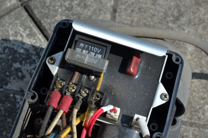 (開箱)木川流控恆壓泵KQ200SV