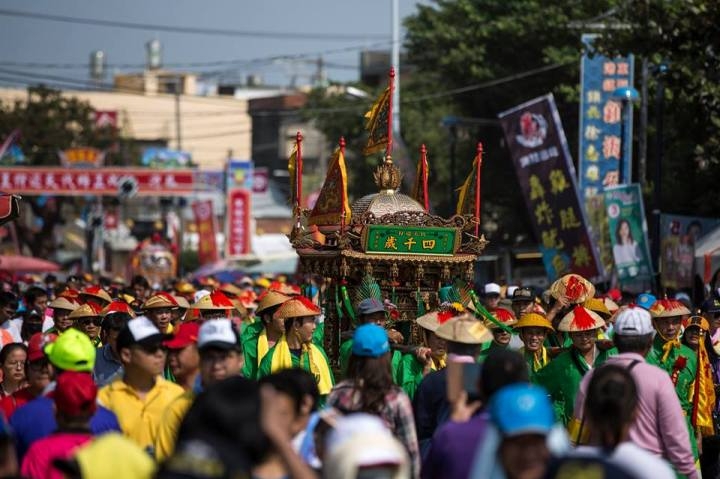 「一生中一定要參與一次的台灣傳統文化祭典」戊戌正科東港迎王騎記