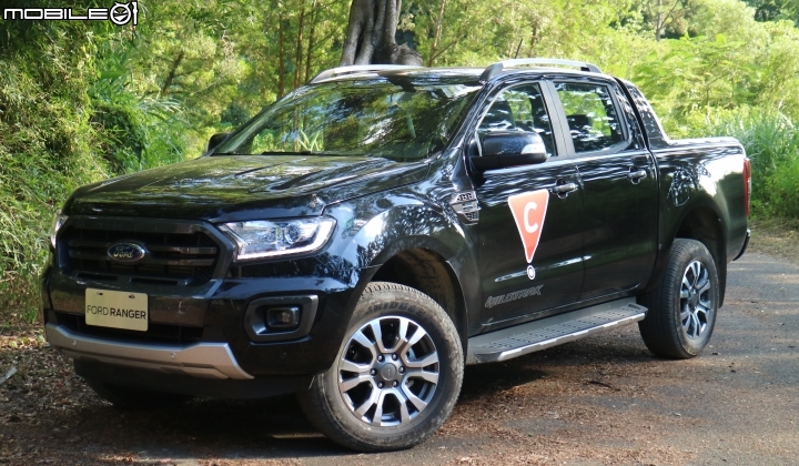 不管是柏油路或是石頭路,只要有FORD RANGER 就都是好路