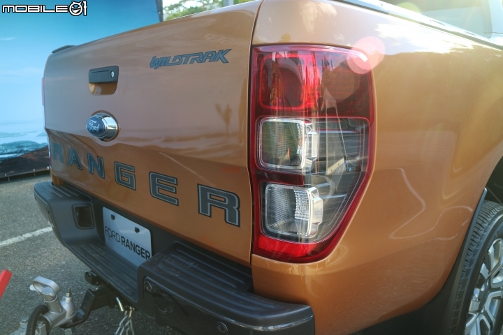 不管是柏油路或是石頭路,只要有FORD RANGER 就都是好路
