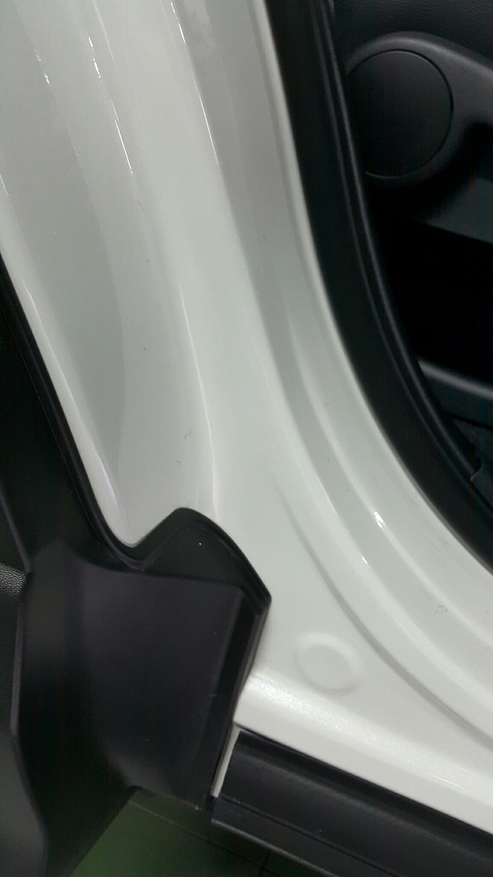 Rav4新車烤漆不平整