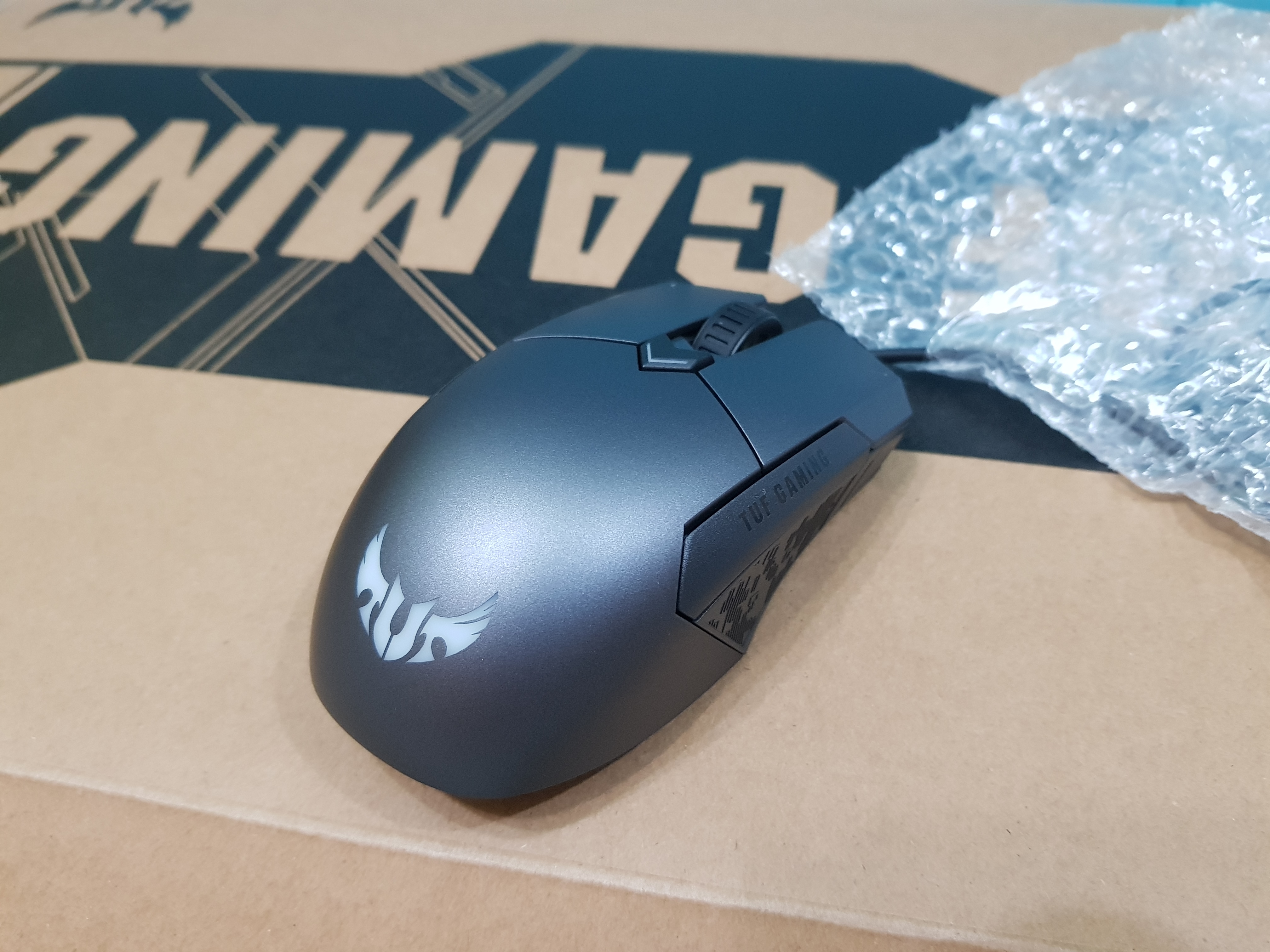 【小宅開箱】【閒聊】首測! ASUS TUF Gaming FX705GM 剽悍.鋼鐵英雄