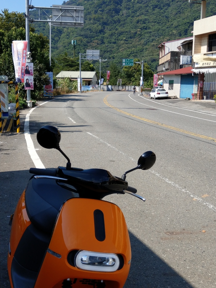 2018-10-07騎gogoro 2+ 出遠門從豐原出發到南投國姓鄉觀賞風景(來回。)