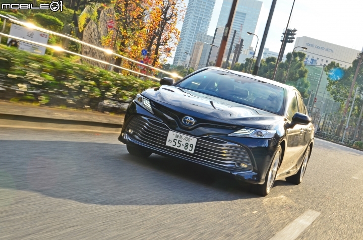 【國內新訊】新一代Toyota Camry將於11月上市，初期進口導入2.5升Hybrid車型