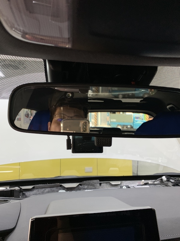 AURIS 專用倒車視訊鏡頭及行車記錄器拉線(DIY施工參考)