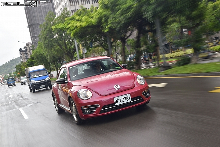 Zipcar共享汽車租借服務-實際租借服務流程-租借過程就是預定車款-取車解鎖-駕駛上路 Zipcar共享汽車租借服務-實際租借服務流程-租借過程就是預定車款-取車解鎖-駕駛上路