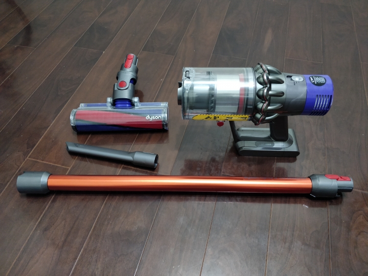 【體驗活動】寵物族的救星！《Dyson Cyclone V10™》吸塵器試用心得分享