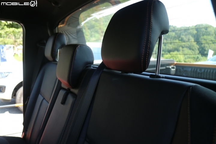 不管是柏油路或是石頭路,只要有FORD RANGER 就都是好路