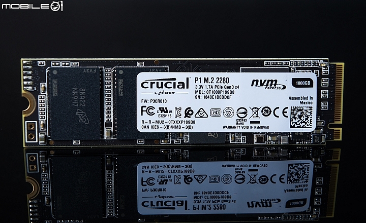 Crucial P1 NVMe M.2 SSD是採用2280尺寸規格設計,而且從硬碟上的貼紙可以看到硬碟產地是在墨西哥。 Crucial P1 NVMe M.2 SSD是採用2280尺寸規格設計,而且從硬碟上的貼紙可以看到硬碟產地是在墨西哥。