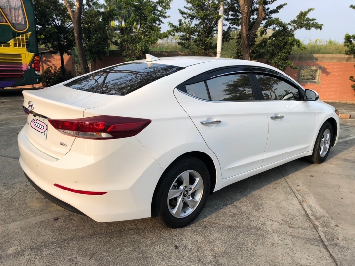 有比較才知差異,Super Elantra 試用 Continental 德國馬牌輪胎 ComfortContact CC6 心得分享!