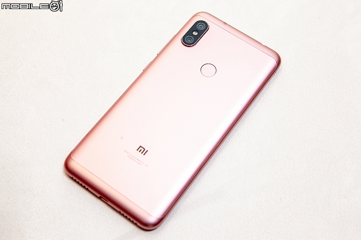 紅米 Note 6 Pro 機背-鈷藍 紅米 Note 6 Pro 機背-鈷藍