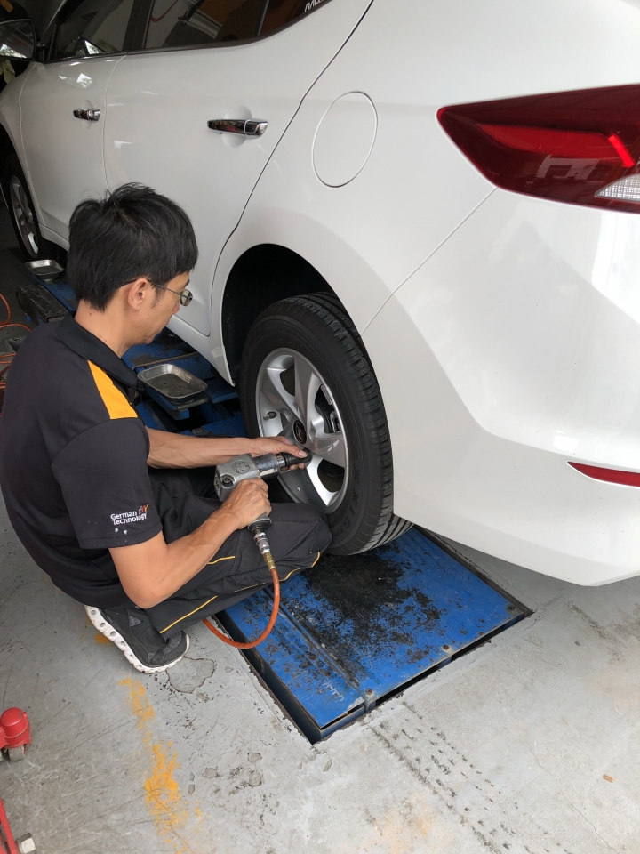 有比較才知差異,Super Elantra 試用 Continental 德國馬牌輪胎 ComfortContact CC6 心得分享!